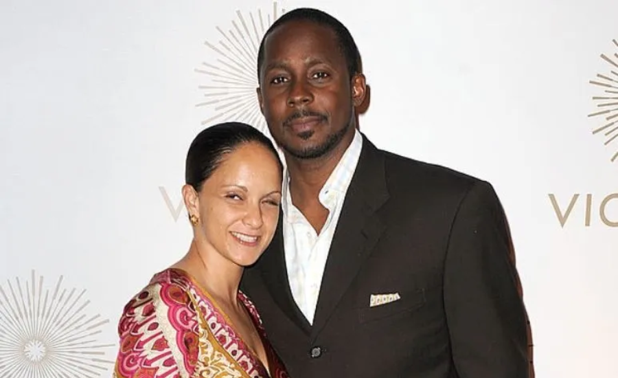 Education of Desmond Howard Wife